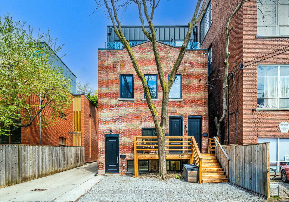 692-richmond-street-w-toronto-ontario-c13110832