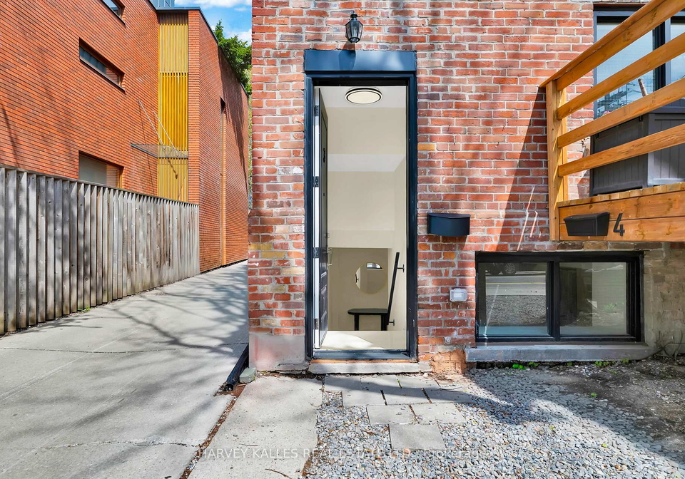 692-richmond-street-w-toronto-ontario-c13110832