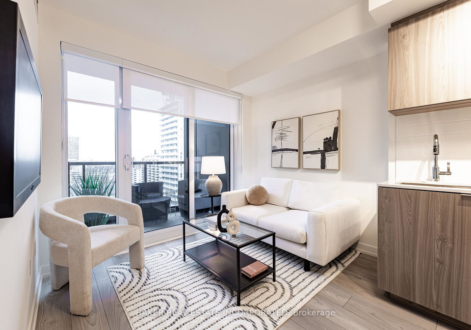 223-redpath-avenue-toronto-ontario-c13110852