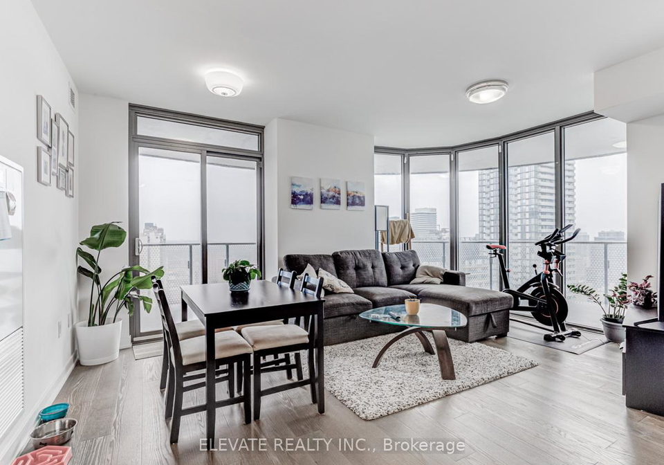 11-wellesley-street-w-toronto-ontario-c13110864
