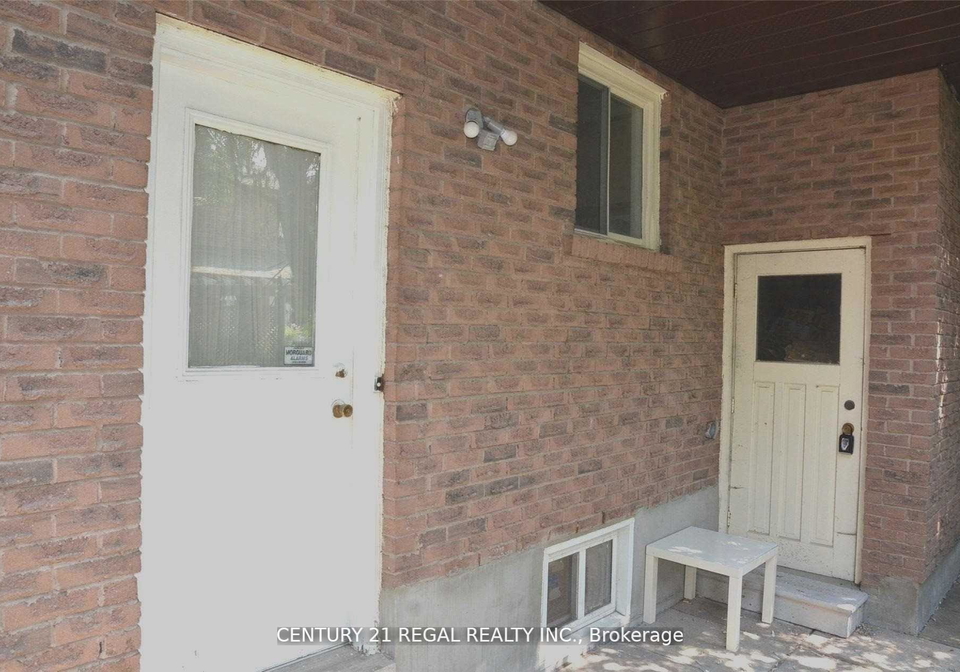 60-saddletree-drive-north-york-ontario-c13111032