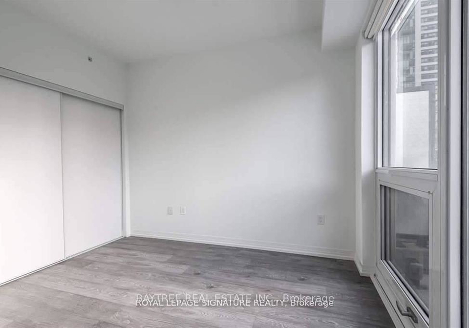 251-jarvis-street-toronto-ontario-c13111284