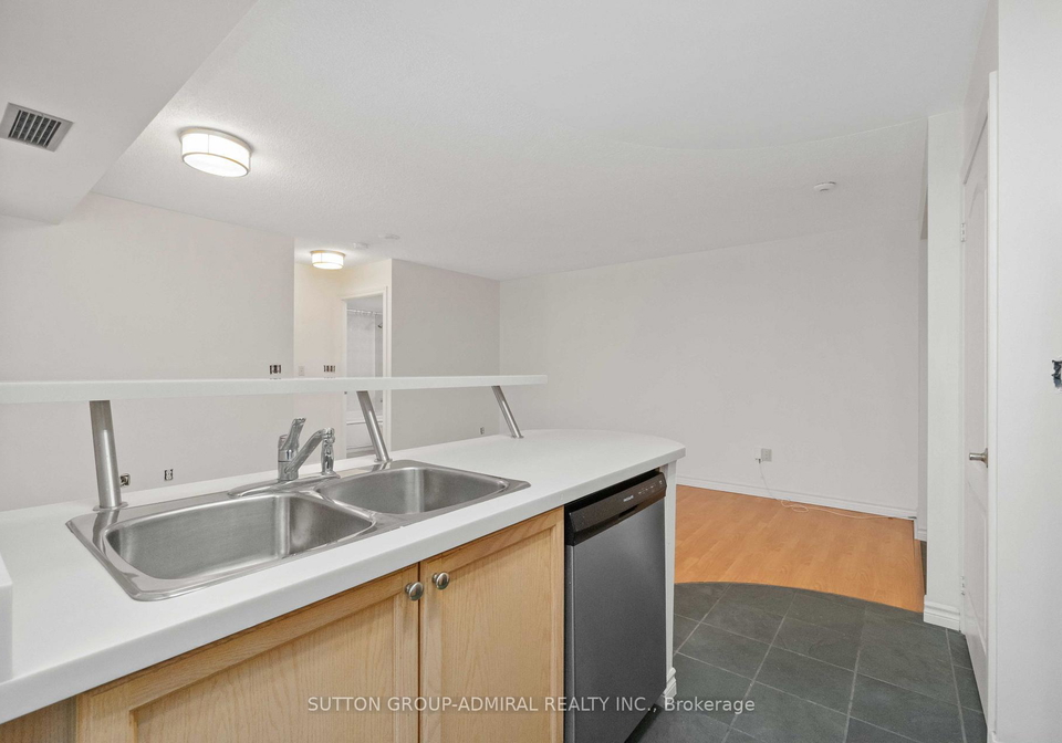 30-hayden-street-toronto-ontario-c13111418