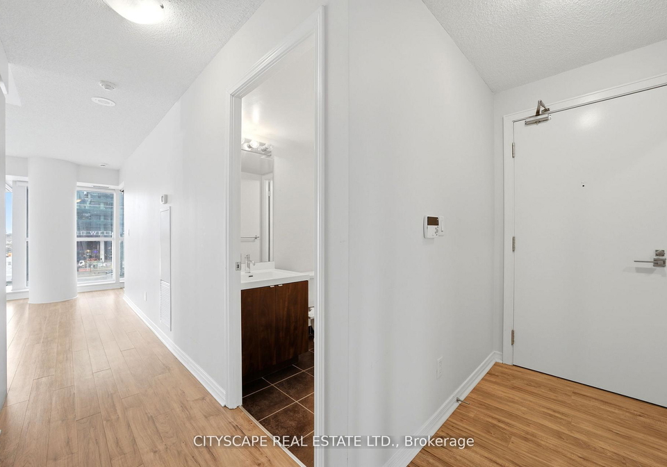 352-front-street-w-toronto-ontario-c13111580