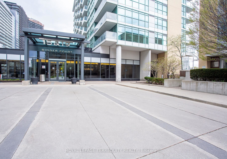 19-singer-court-north-york-ontario-c13111594