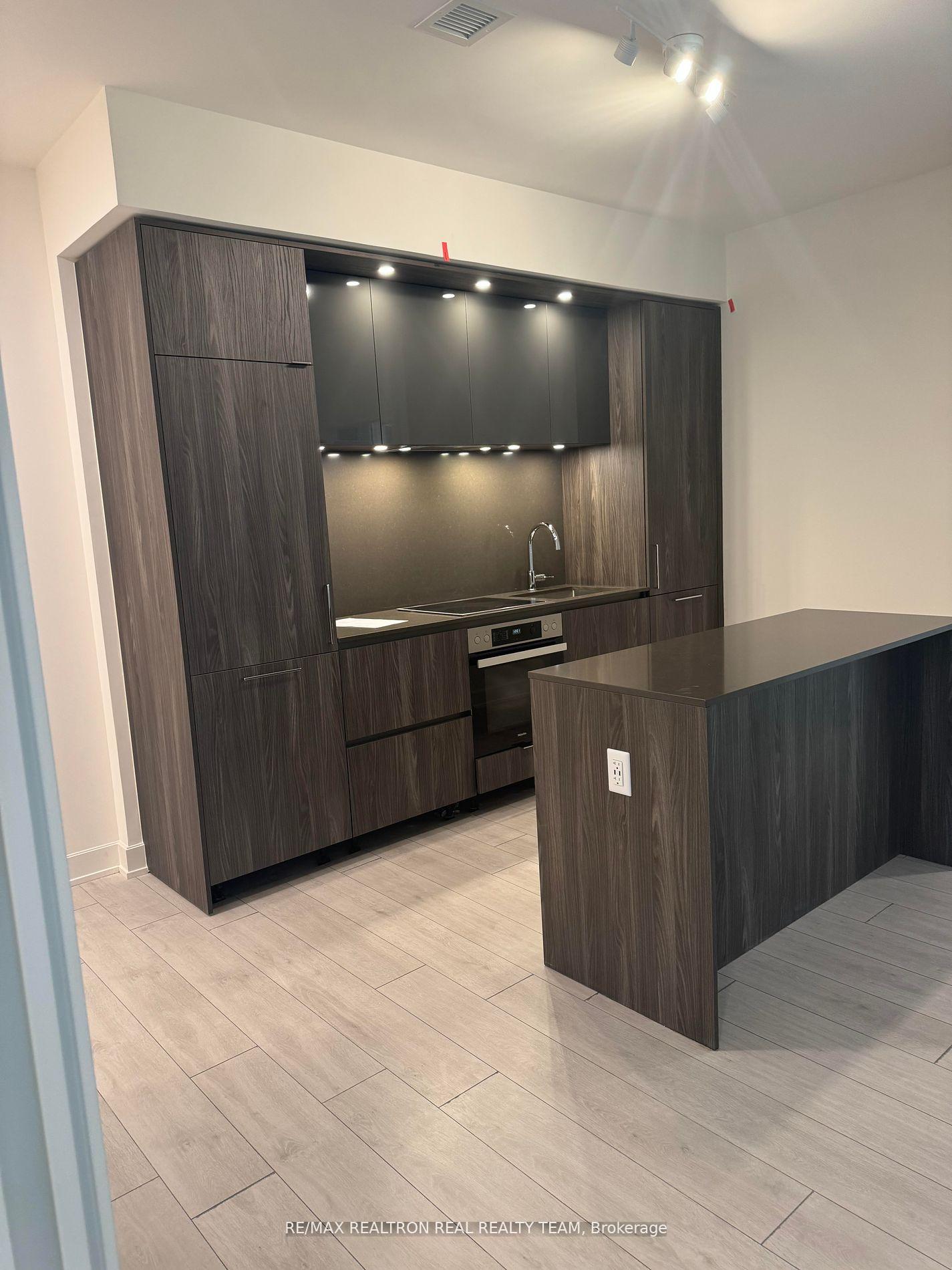 15-mercer-street-toronto-ontario-c13111678