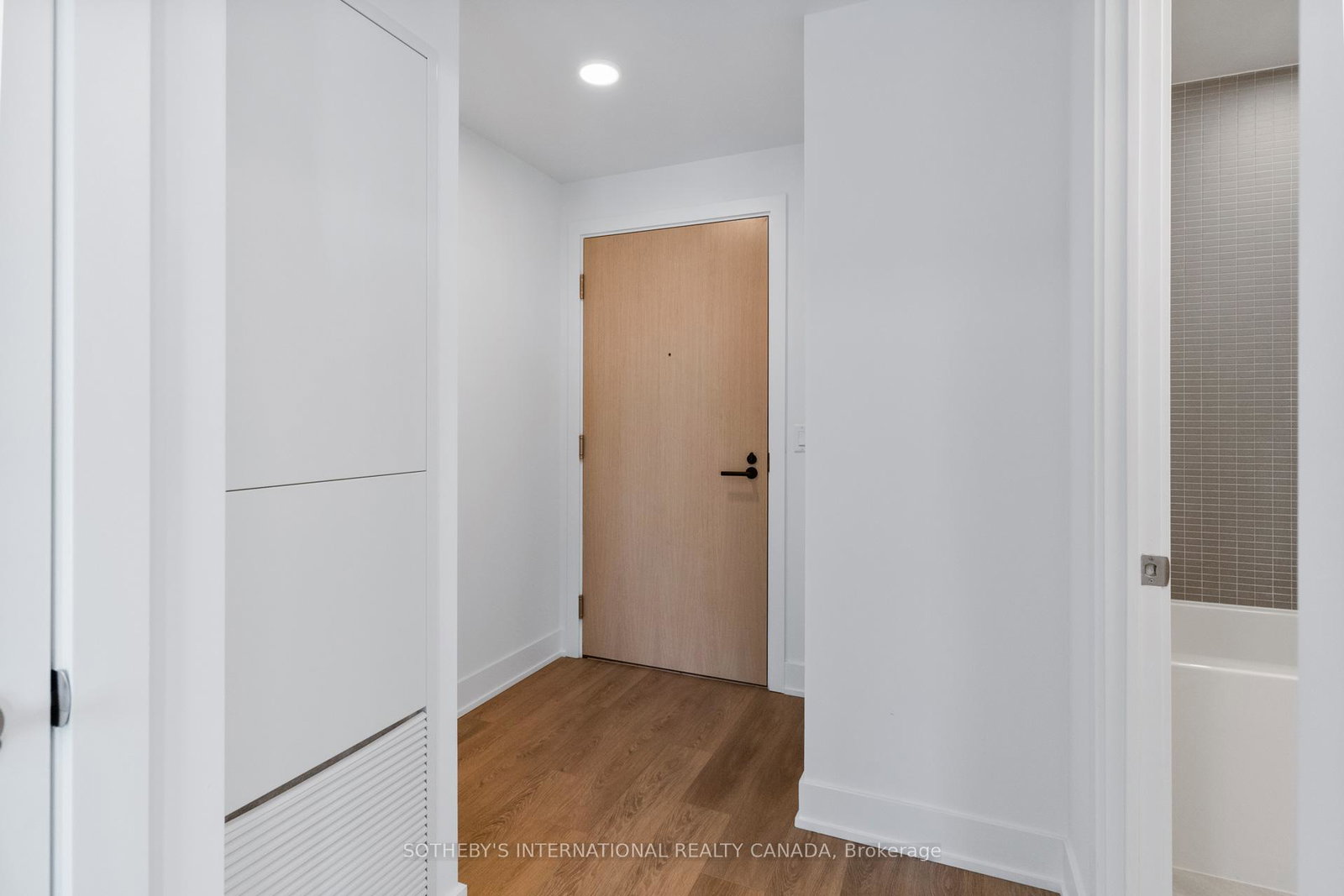 200-redpath-avenue-toronto-ontario-c13111684