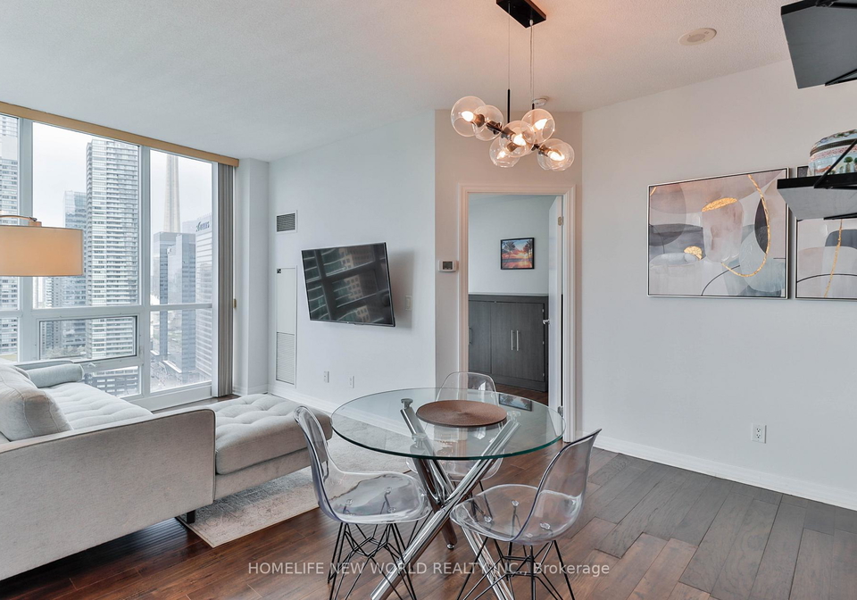 16-yonge-street-toronto-ontario-c13111776