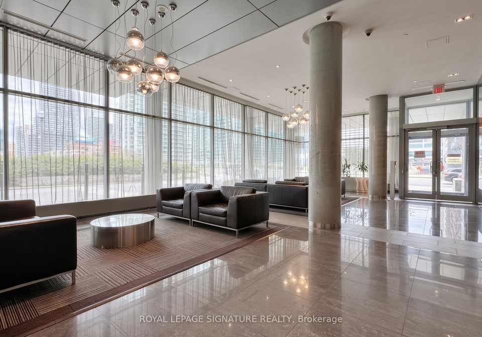 4k-spadina-avenue-toronto-ontario-c13111892