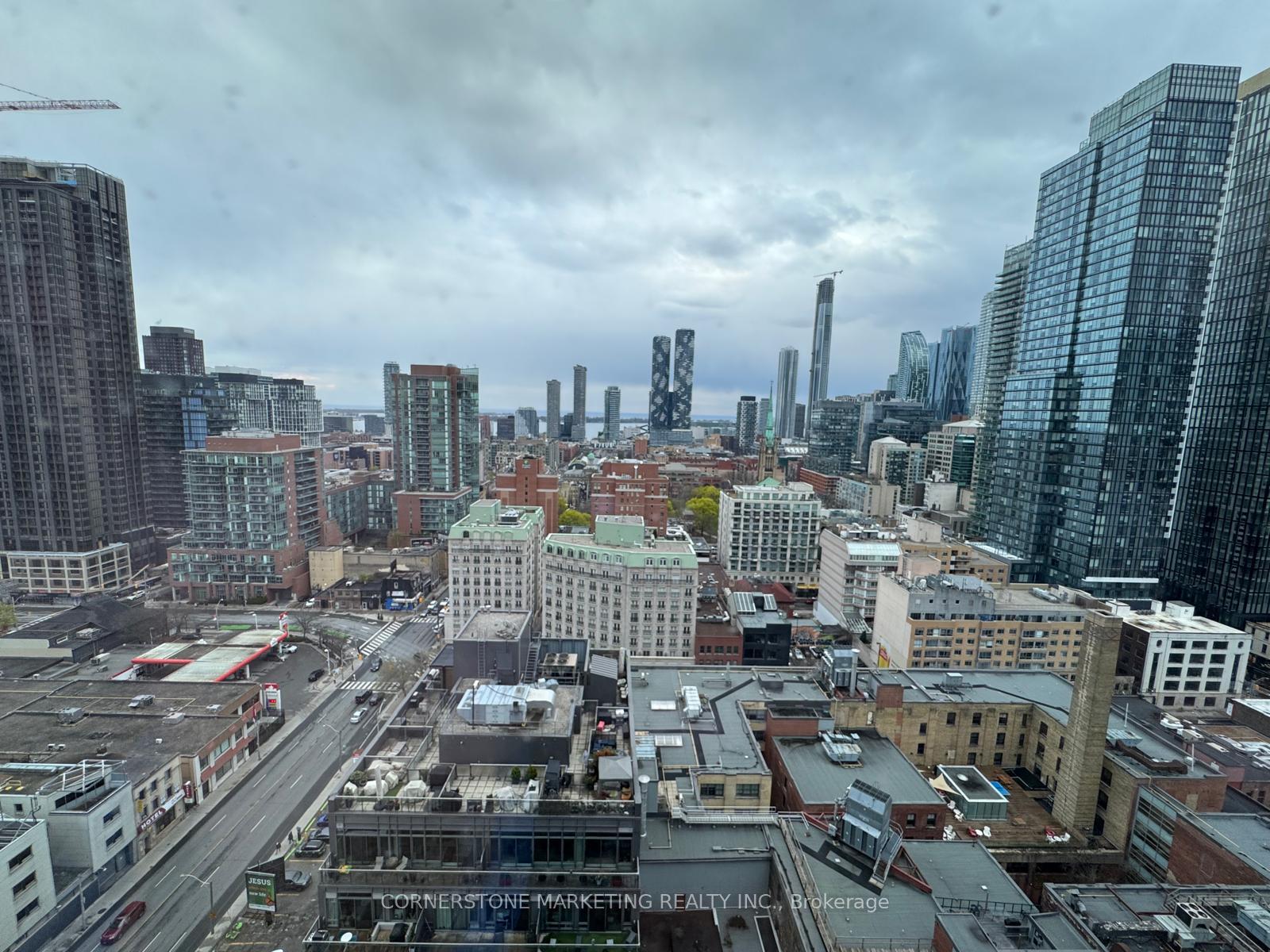 100-queen-street-e-toronto-ontario-c13112002