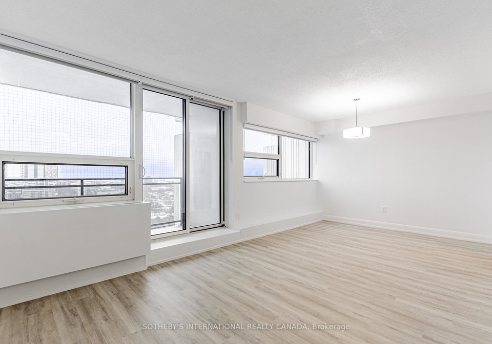 201-sherbourne-street-toronto-ontario-c13112252