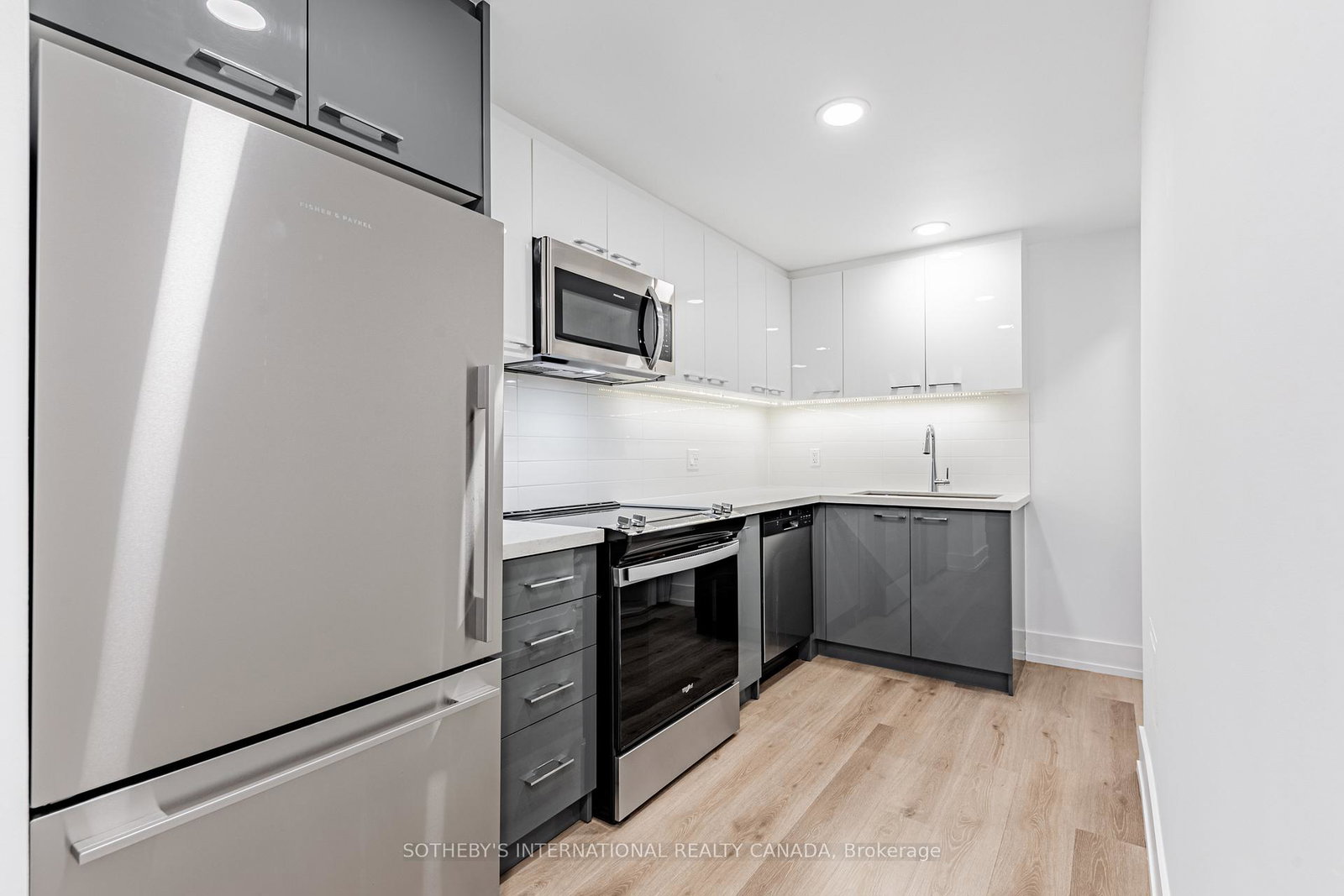 201-sherbourne-street-toronto-ontario-c13112276