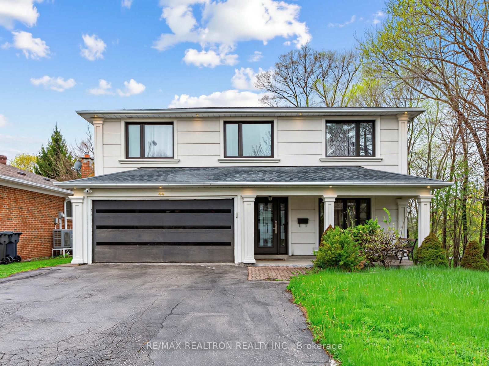 44-pineway-boulevard-north-york-ontario-c13112544