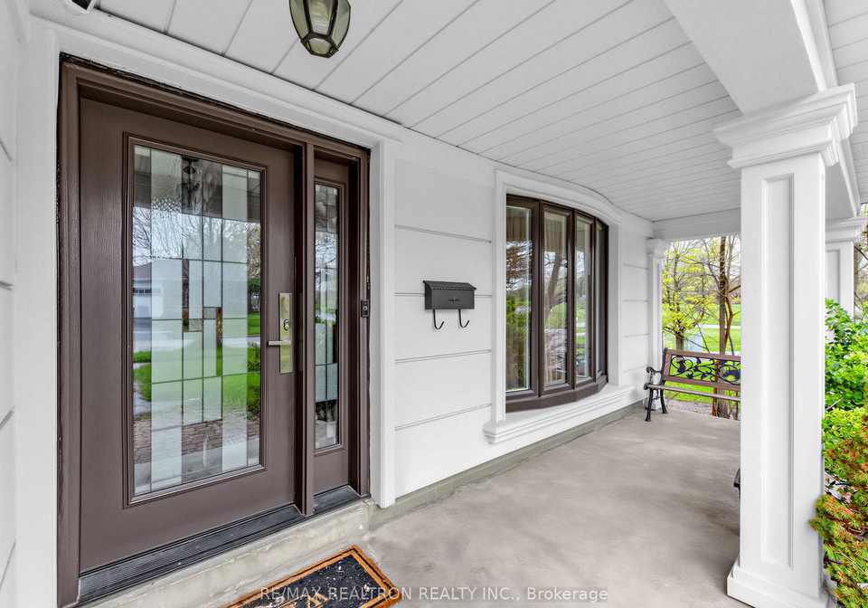 44-pineway-boulevard-north-york-ontario-c13112544