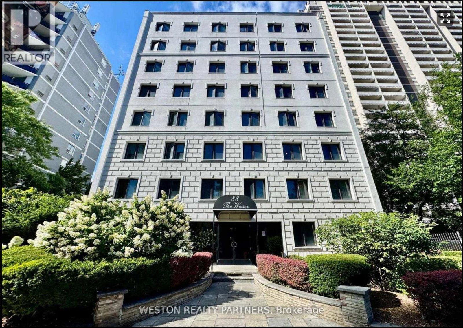 88-wellesley-street-e-toronto-ontario-c13112578