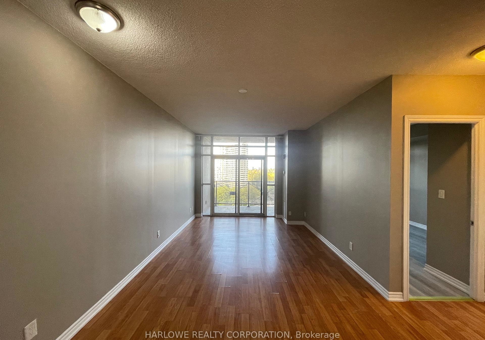 135-wynford-drive-north-york-ontario-c13112792