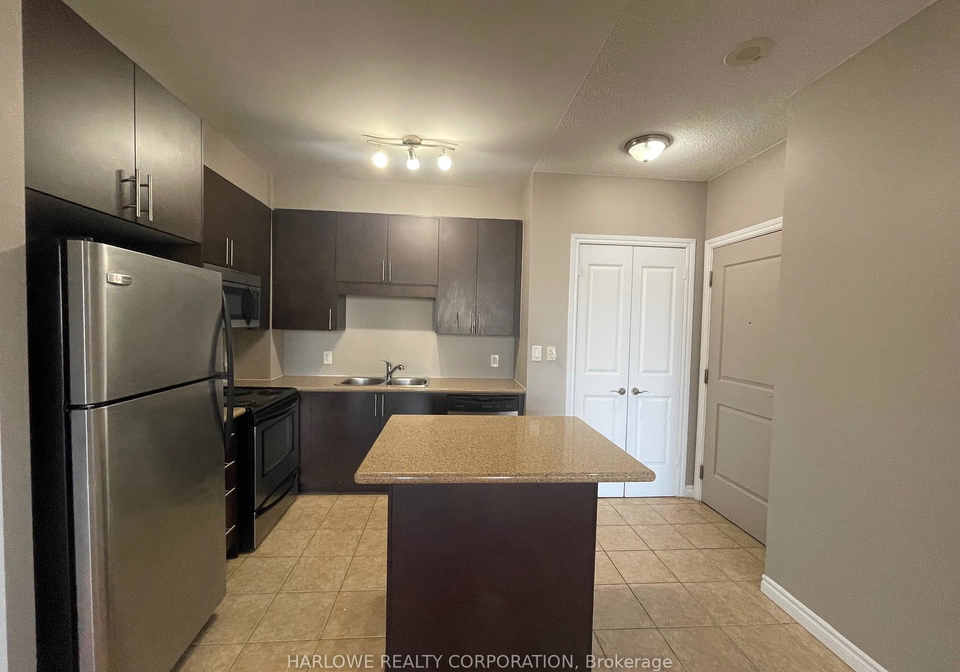 135-wynford-drive-north-york-ontario-c13112792