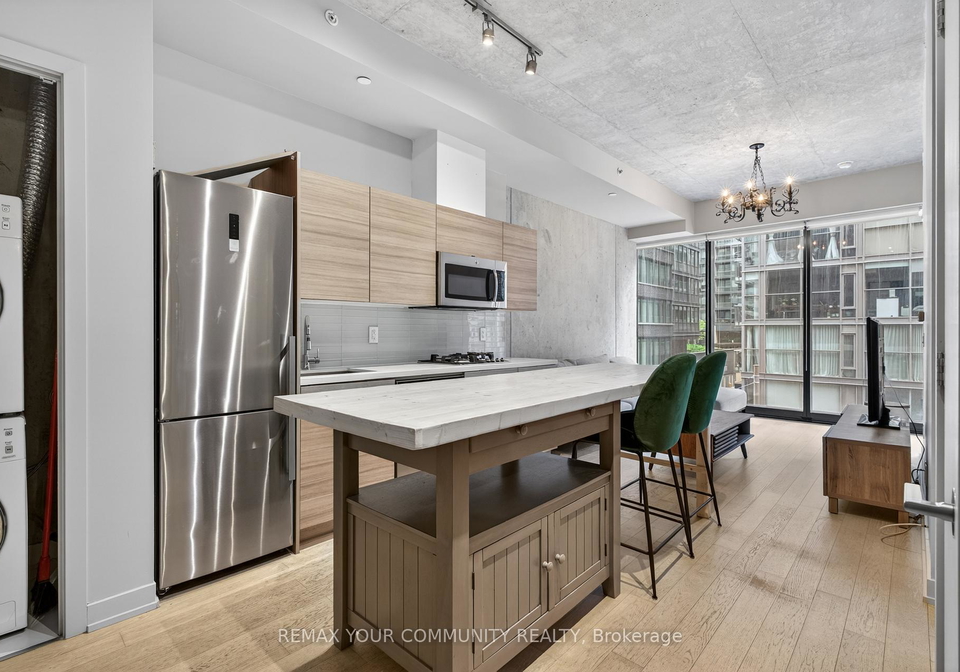 11-charlotte-street-toronto-ontario-c13113014