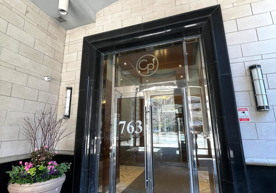 763-bay-street-toronto-ontario-c13113066