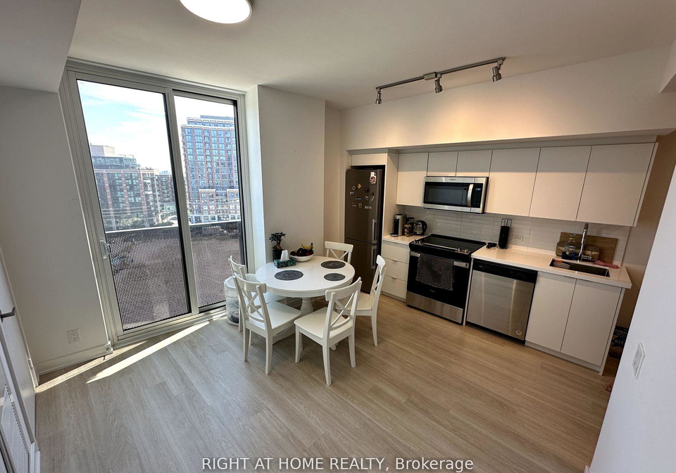 30-tretti-way-toronto-ontario-c13113458