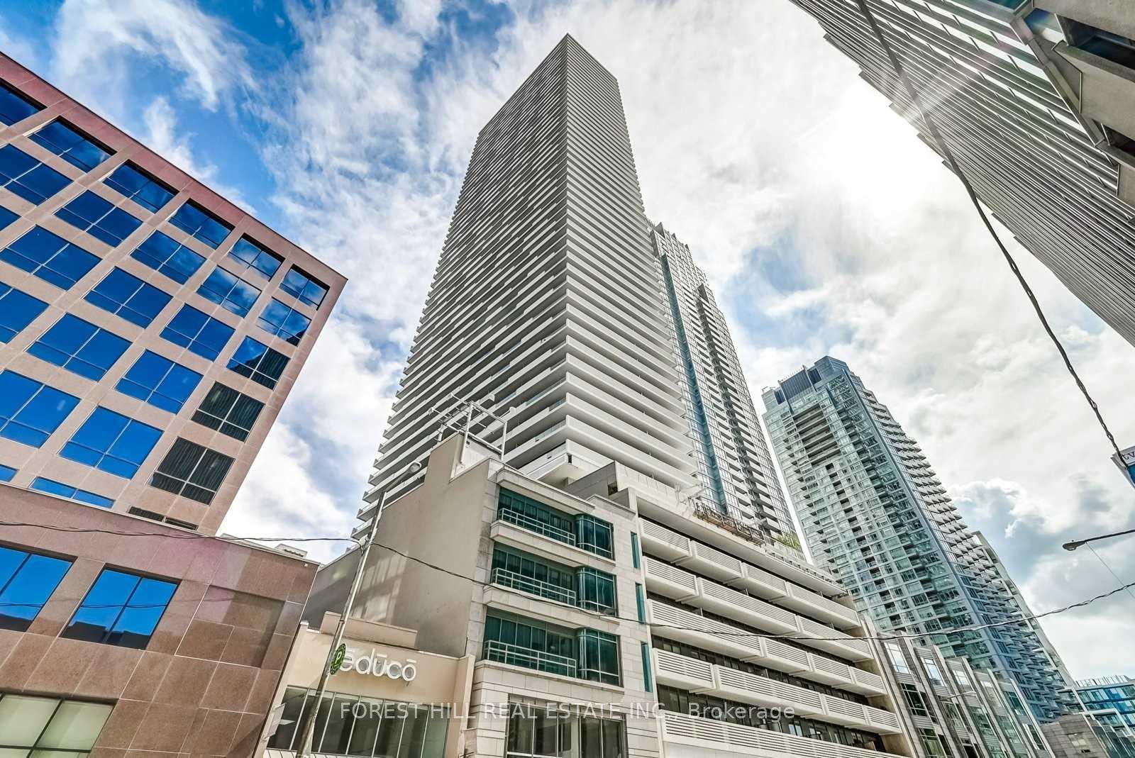2221-yonge-street-toronto-ontario-c13113470