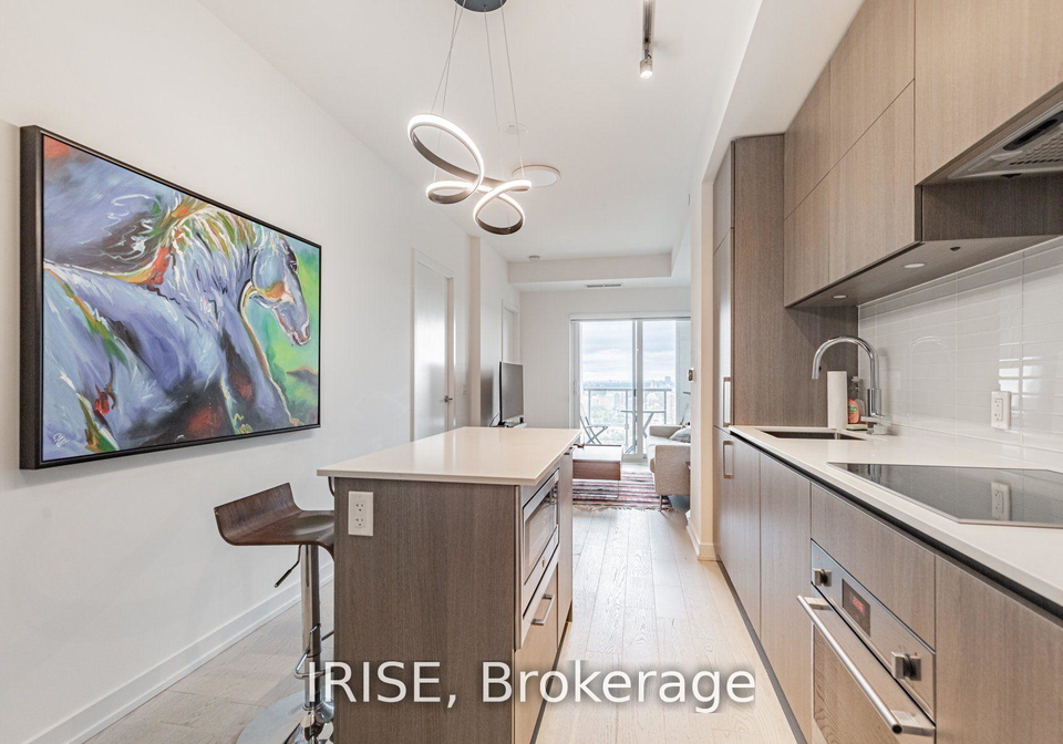 1-yorkville-avenue-toronto-ontario-c13113692