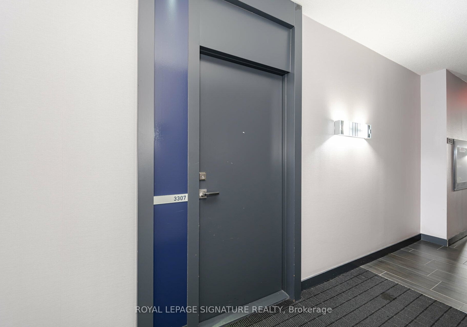 832-bay-street-toronto-ontario-c13114070