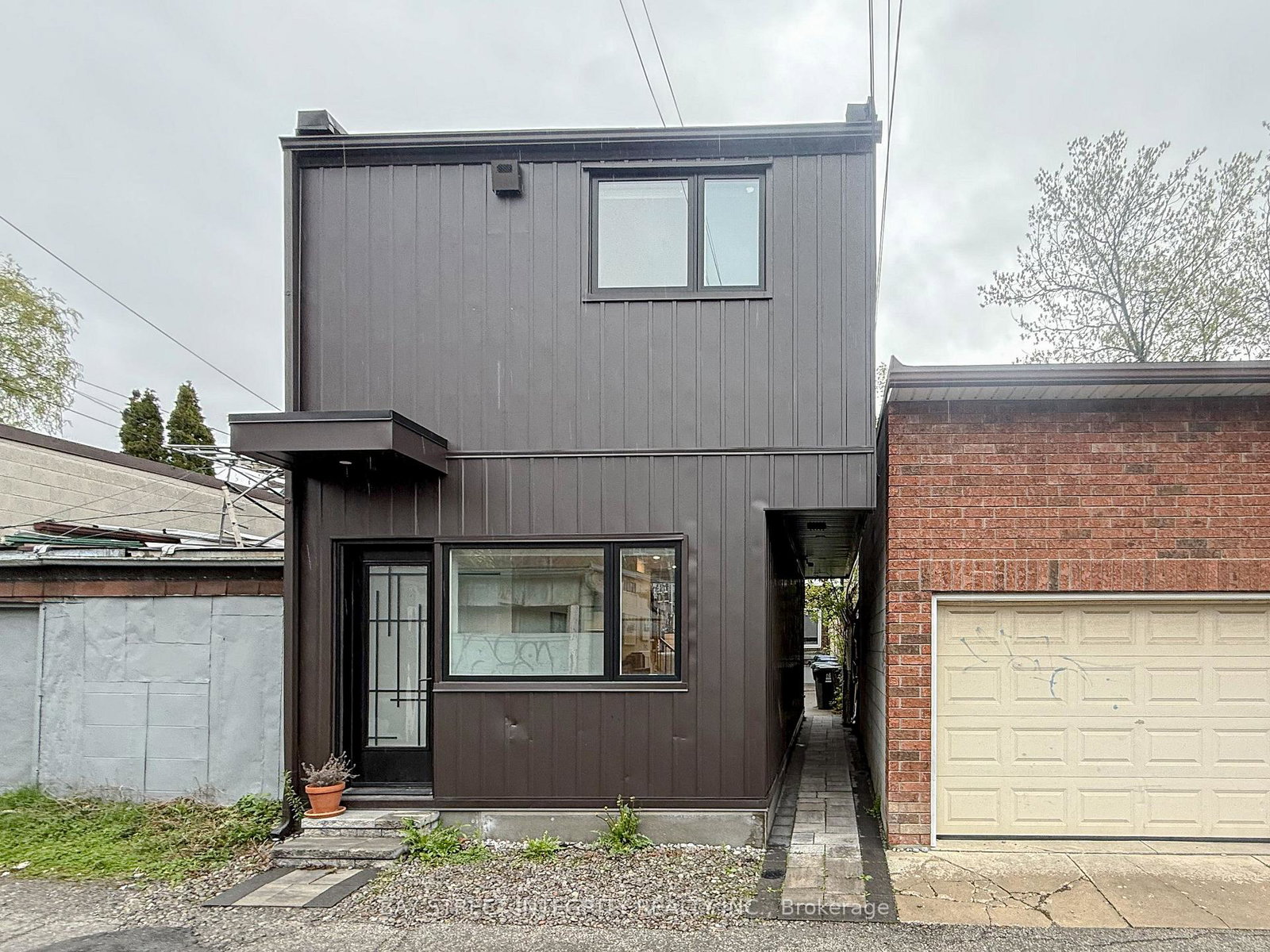 598-crawford-street-toronto-ontario-c13114090