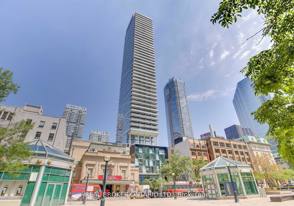 224-king-street-w-toronto-ontario-c13114168