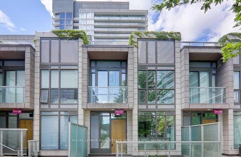 121-mcmahon-drive-north-york-ontario-c13114246
