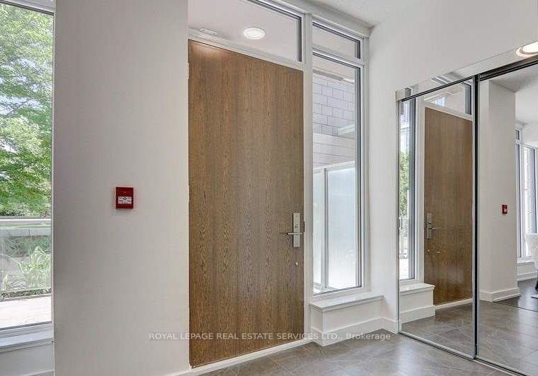 121-mcmahon-drive-north-york-ontario-c13114246