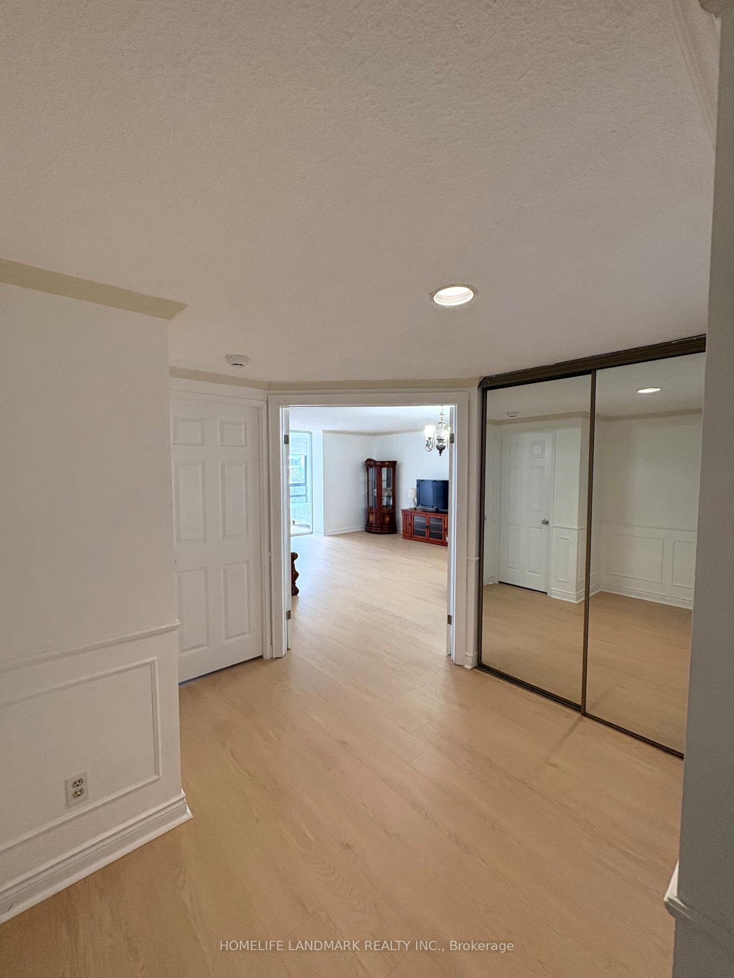 77-carlton-street-toronto-ontario-c13114340