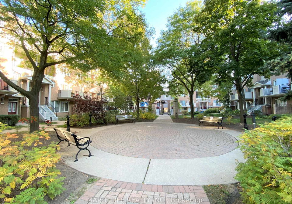 623-grandview-way-north-york-ontario-c13114366