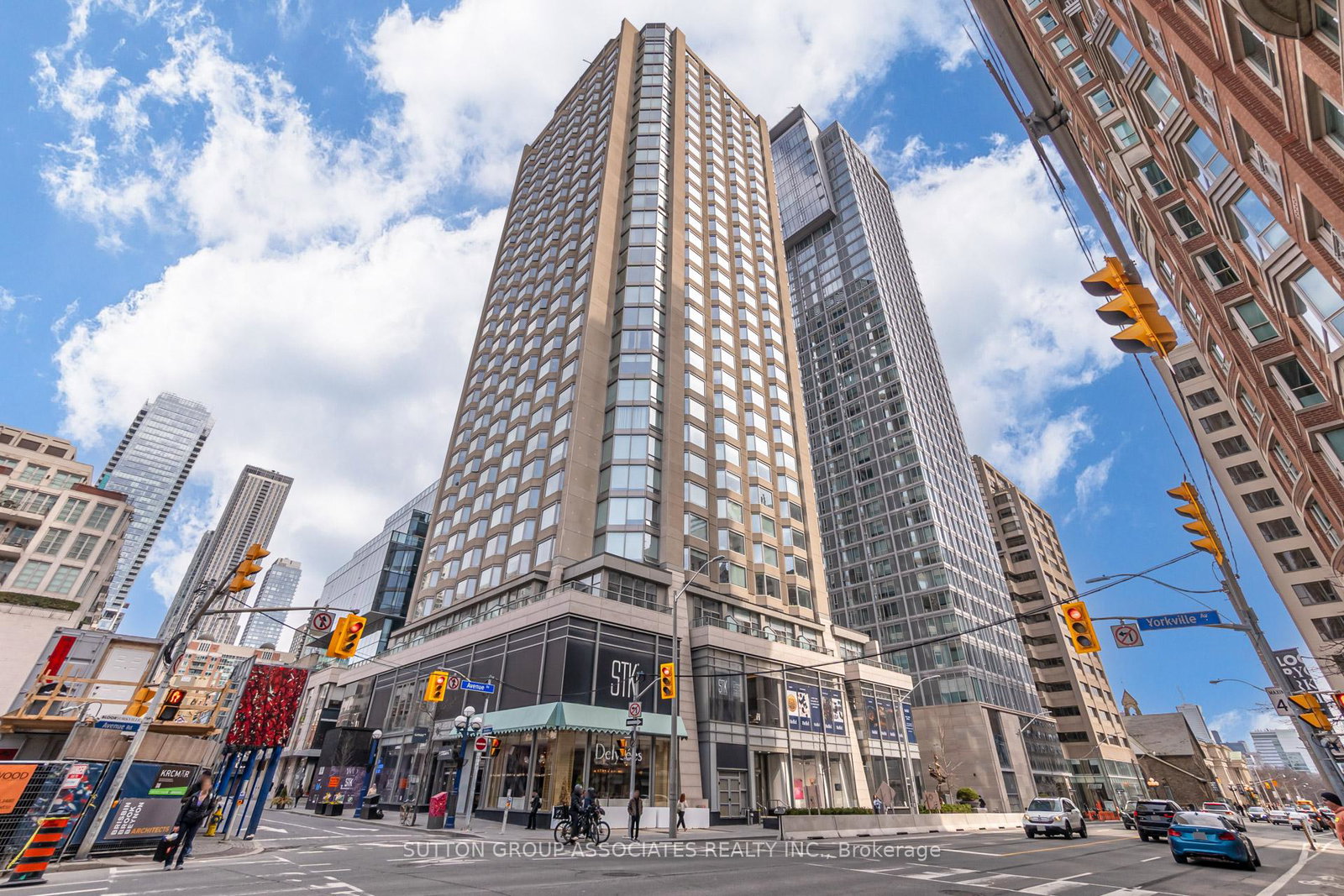155-yorkville-avenue-toronto-ontario-c13114402