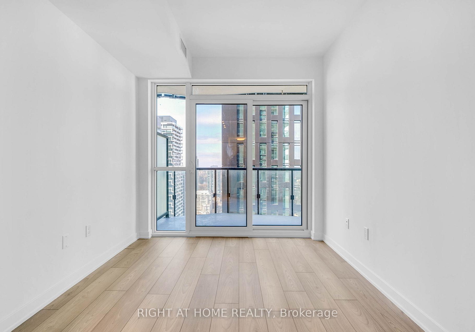 110-broadway-avenue-toronto-ontario-c13114504