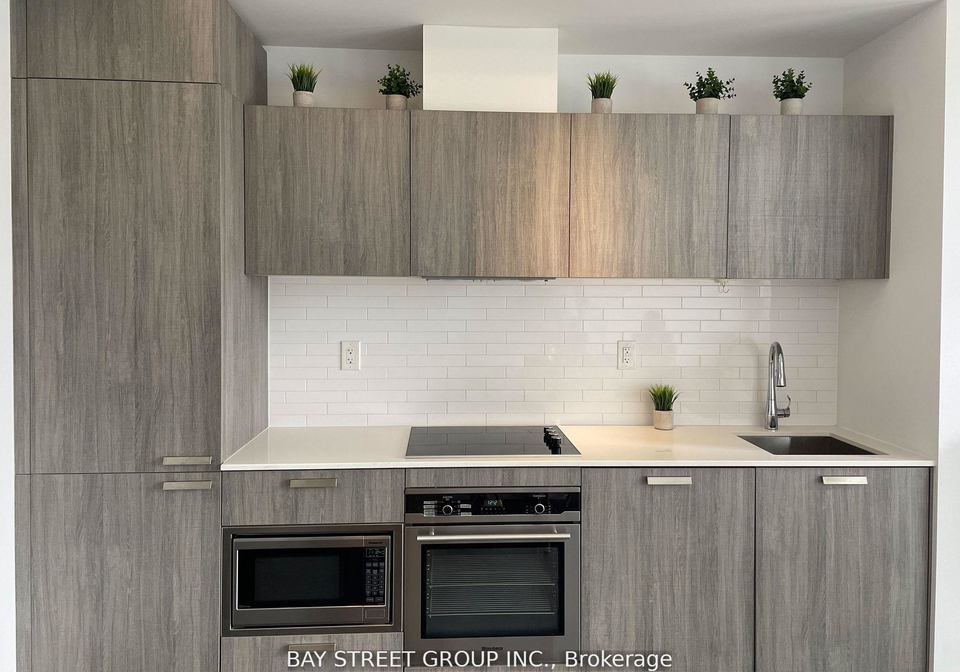 50-charles-street-e-toronto-ontario-c13114534