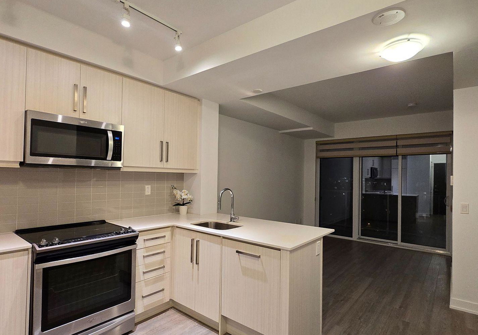 5180-yonge-street-toronto-ontario-c13114664