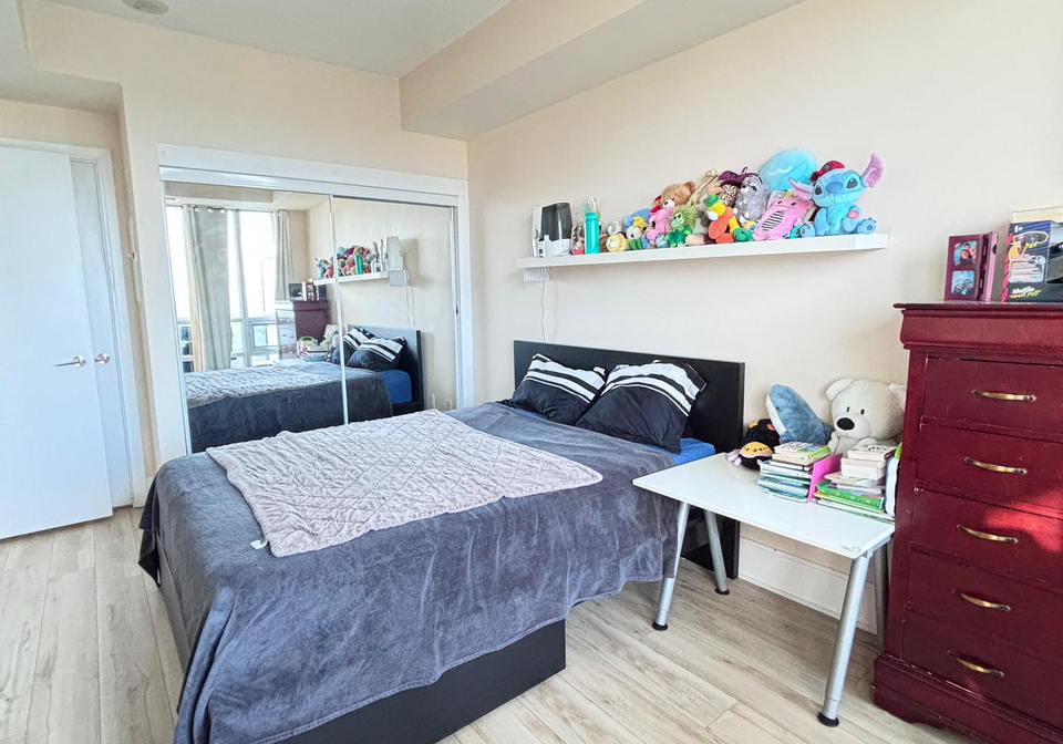181-wynford-drive-north-york-ontario-c13115032