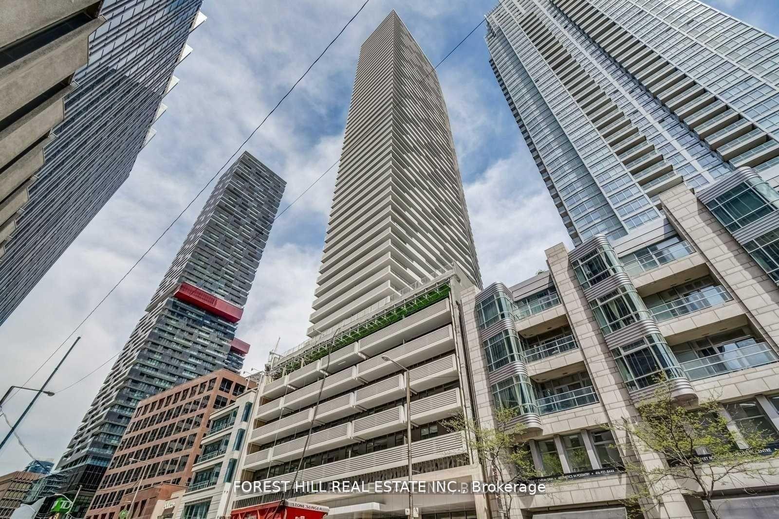 2221-yonge-street-toronto-ontario-c13115230