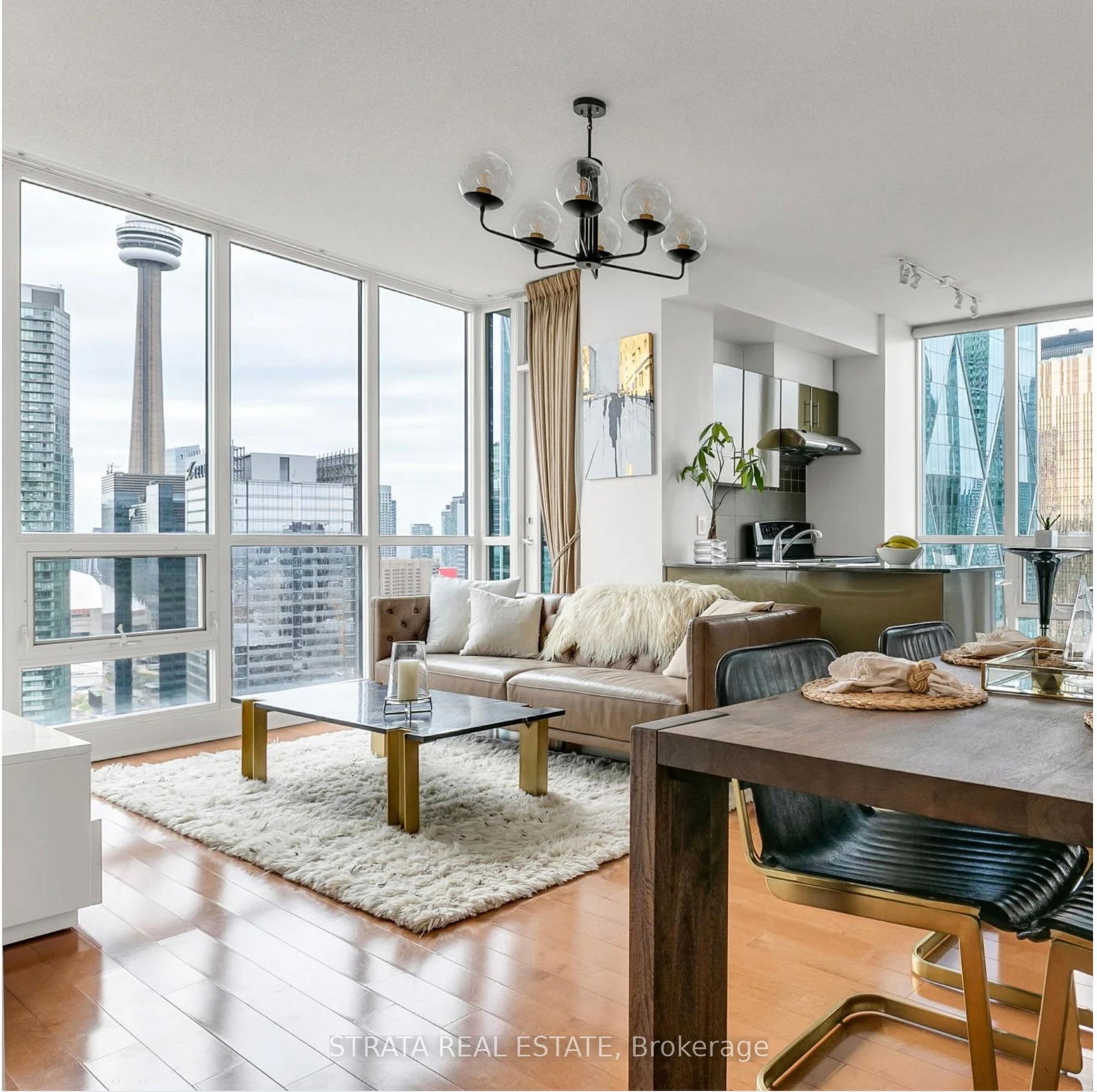 16-yonge-toronto-ontario-c13115354