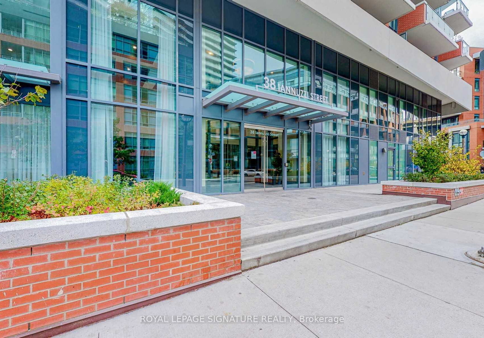 38-iannuzzi-street-toronto-ontario-c13115426