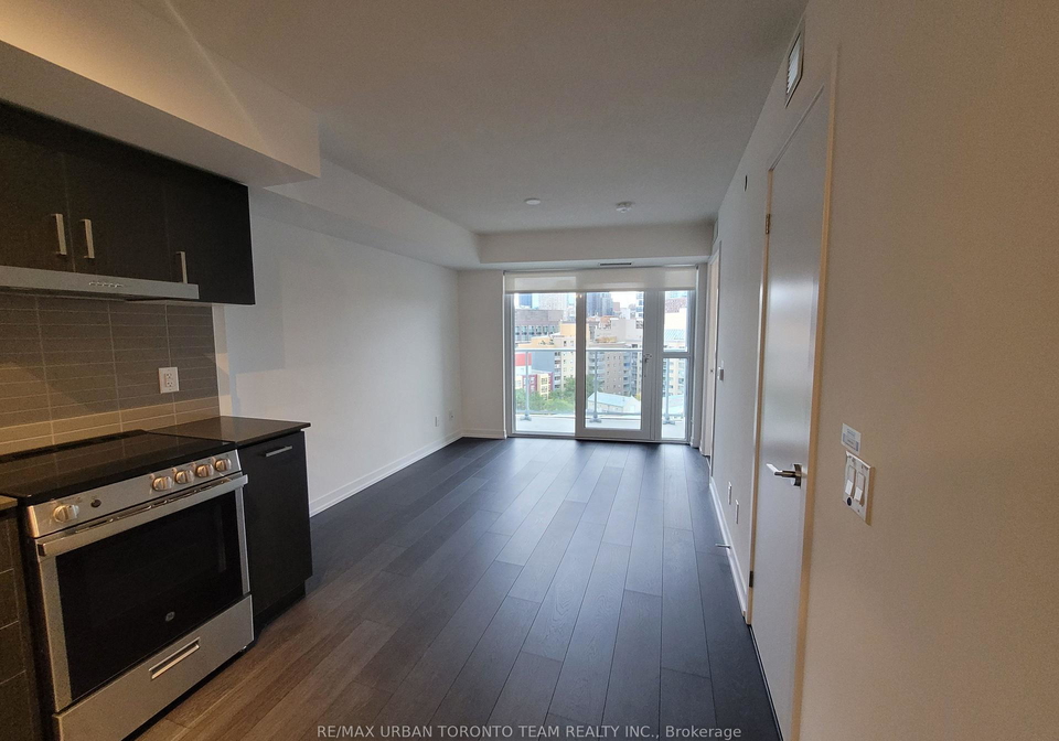 219-dundas-street-e-toronto-ontario-c13115464
