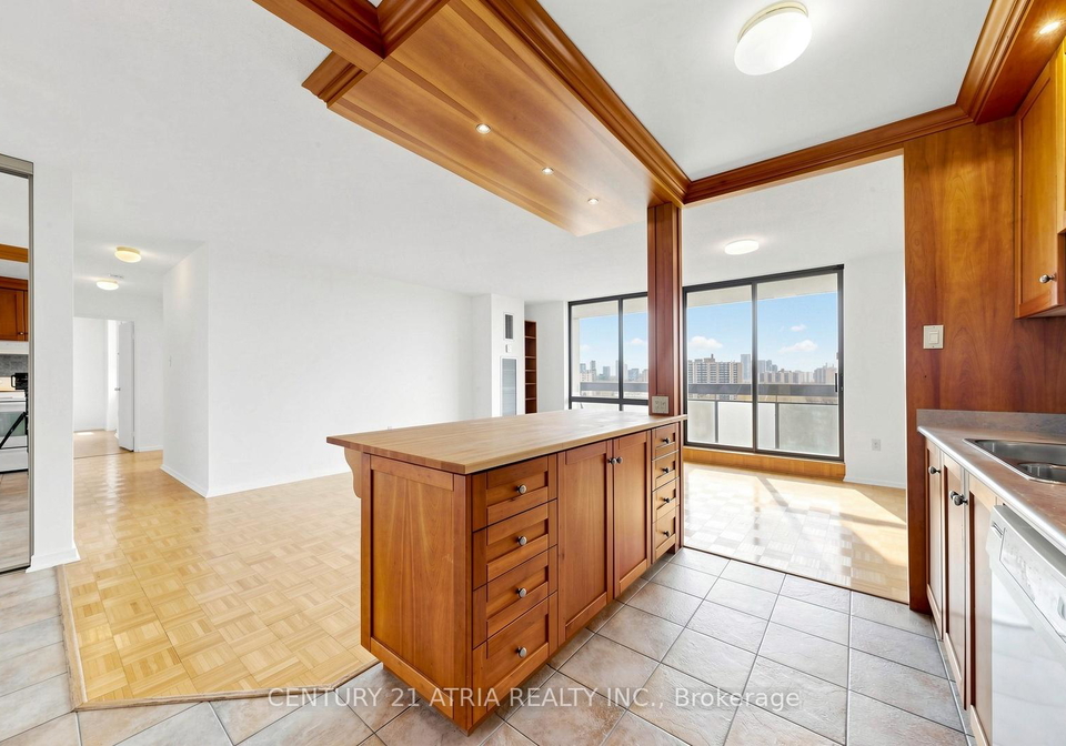 260-seneca-hill-drive-north-york-ontario-c13115810