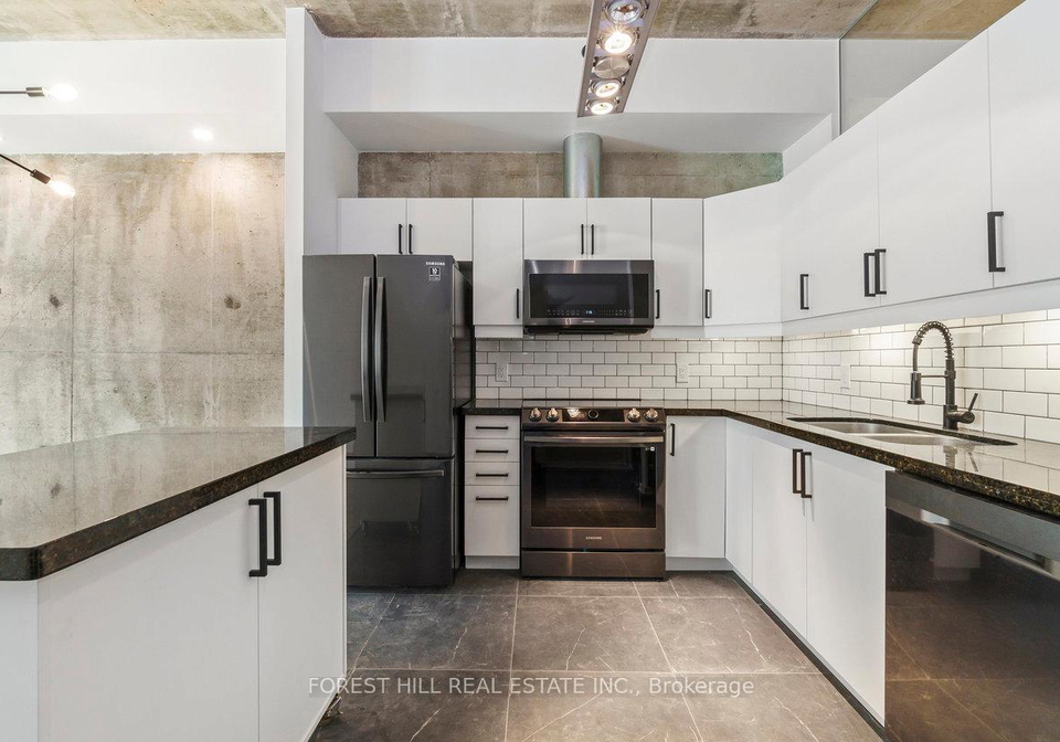 388-richmond-street-toronto-ontario-c13115826