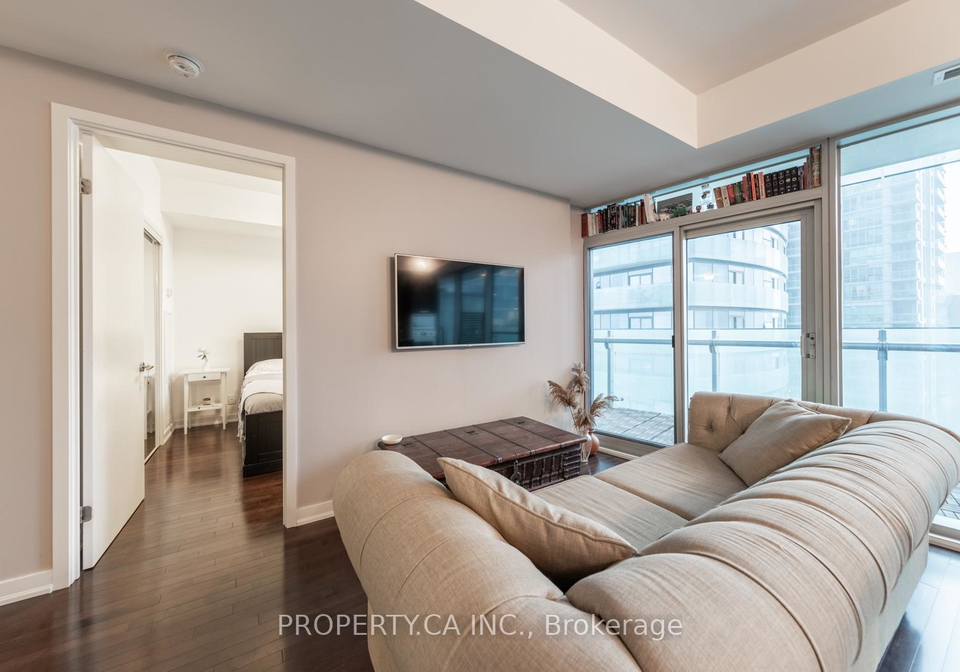 14-york-street-toronto-ontario-c13115854