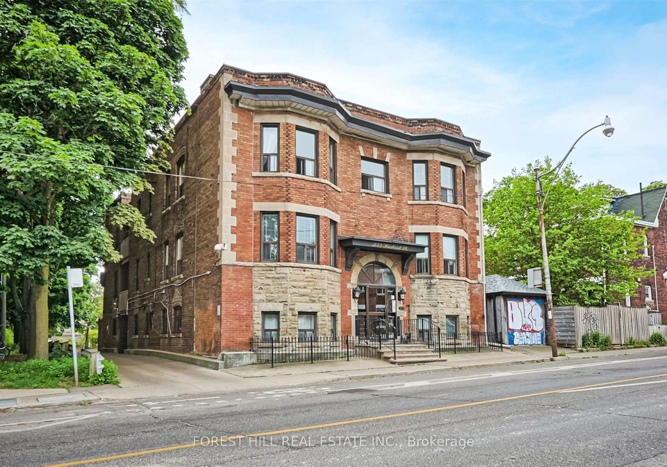 333-harbord-street-toronto-ontario-c13115924