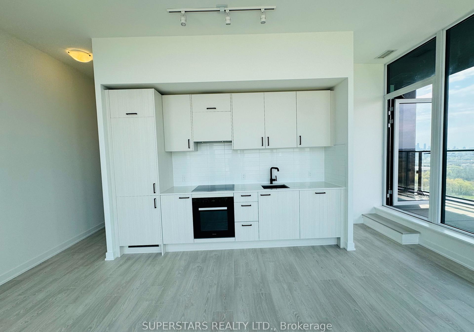 5-quarrington-lane-north-york-ontario-c13116034