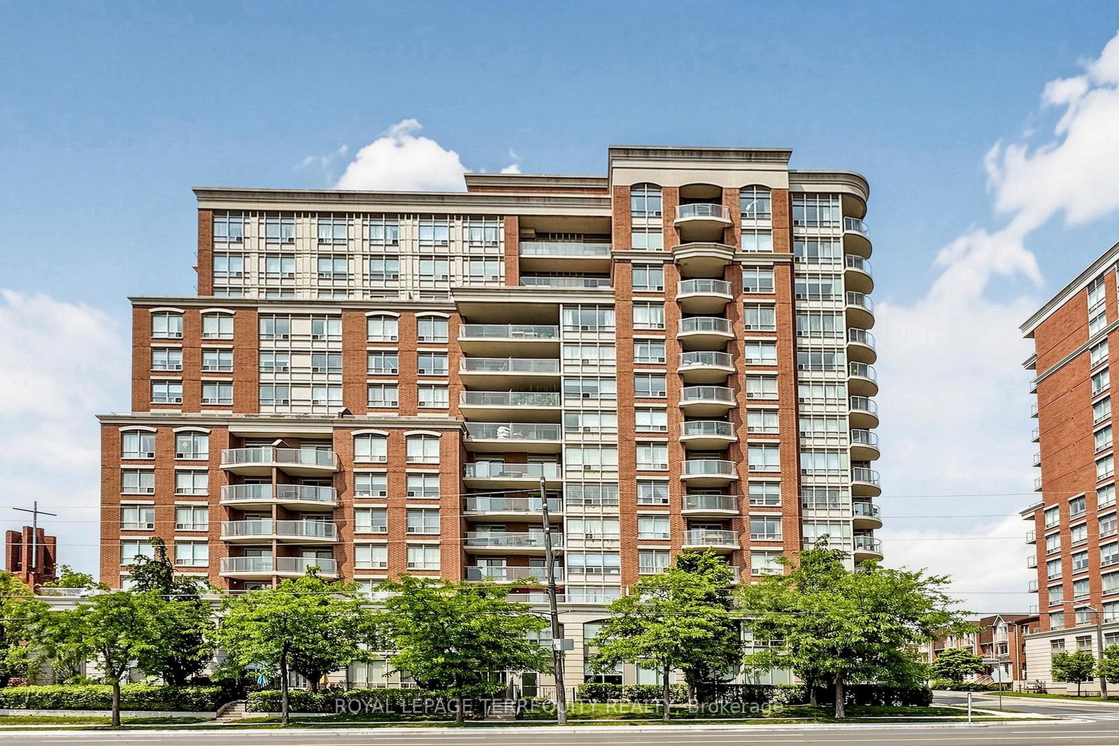 2-clairtrell-road-north-york-ontario-c13116082