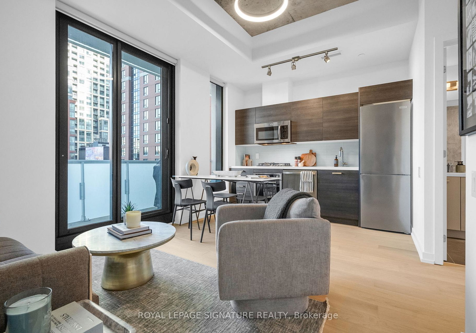 11-charlotte-street-toronto-ontario-c13116252