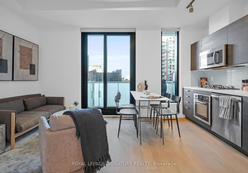 11-charlotte-street-toronto-ontario-c13116252
